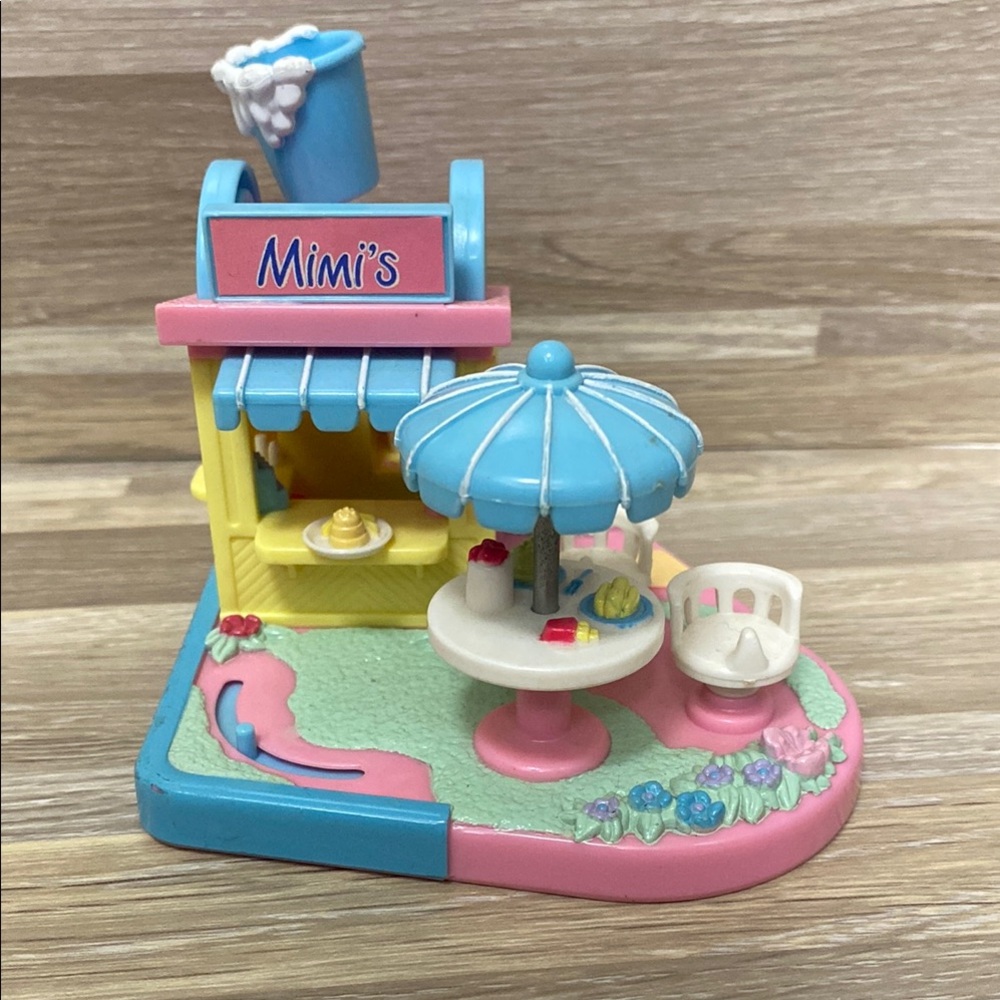Polly pocket Ice Cream Stand Playset - Blue and Pink bluebird toys vintage 90s